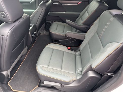 Used 2025 GMC Acadia AT4 w/ LPO, Floor Liner Package AWD/4WD image 15