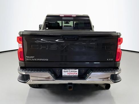 Used 2022 Chevrolet Silverado 2500 LTZ AWD/4WD image 6