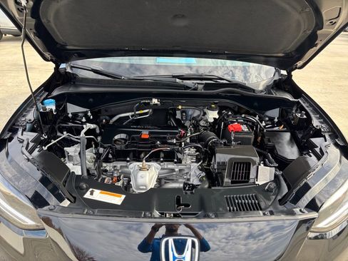 Certified 2024 Honda HR-V LX image 18