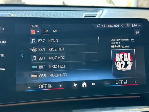 Used 2024 BMW X1 xDrive28i w/ Convenience Package image 21