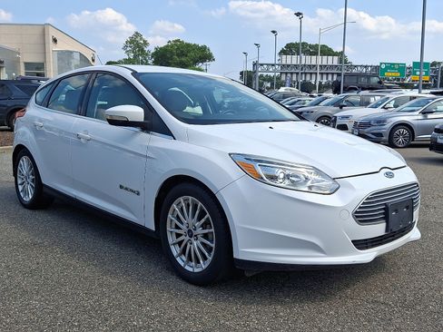 Used 2013 Ford Focus Electric Hatchback image 3
