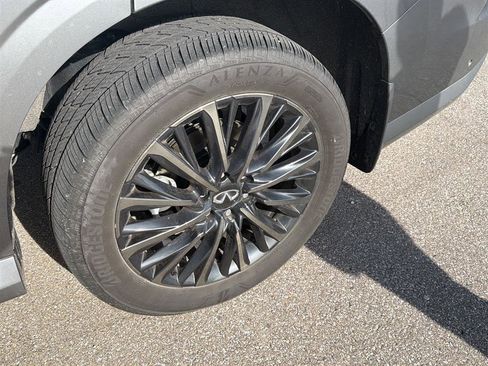 Used 2025 INFINITI QX80 Autograph w/ Autograph Exterior Package image 10