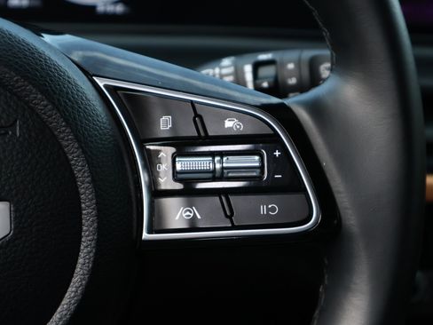 Used 2024 Kia Seltos EX FWD image 15