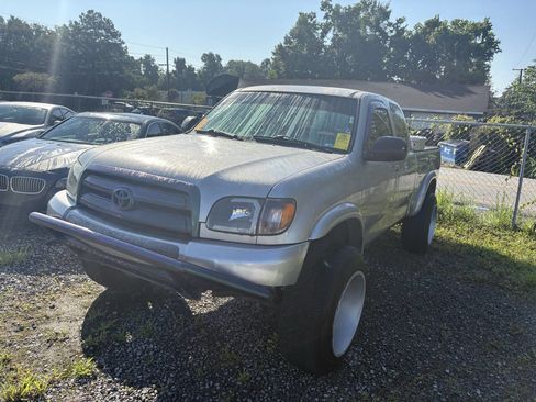Used 2004 Toyota Tundra SR5 image 14