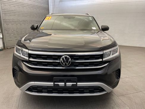 Used 2021 Volkswagen Atlas Cross Sport SE w/ V6 Towing Package FWD image 9