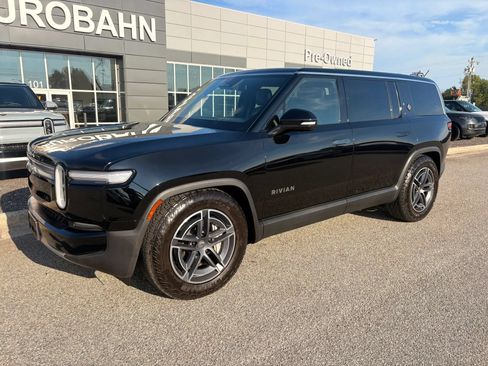Used 2025 Rivian R1S Adventure AWD/4WD image 24