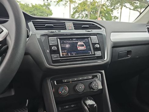 Used 2022 Volkswagen Tiguan S FWD image 18