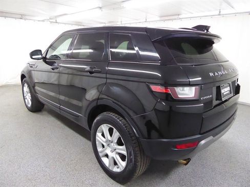 Used 2016 Land Rover Range Rover Evoque SE image 5