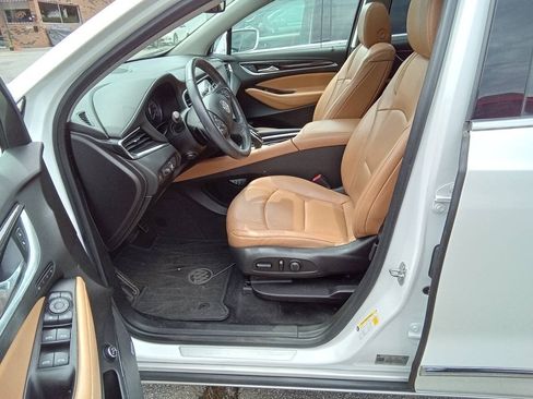 Used 2018 Buick Enclave Premium w/ Experience Buick Package AWD/4WD image 15