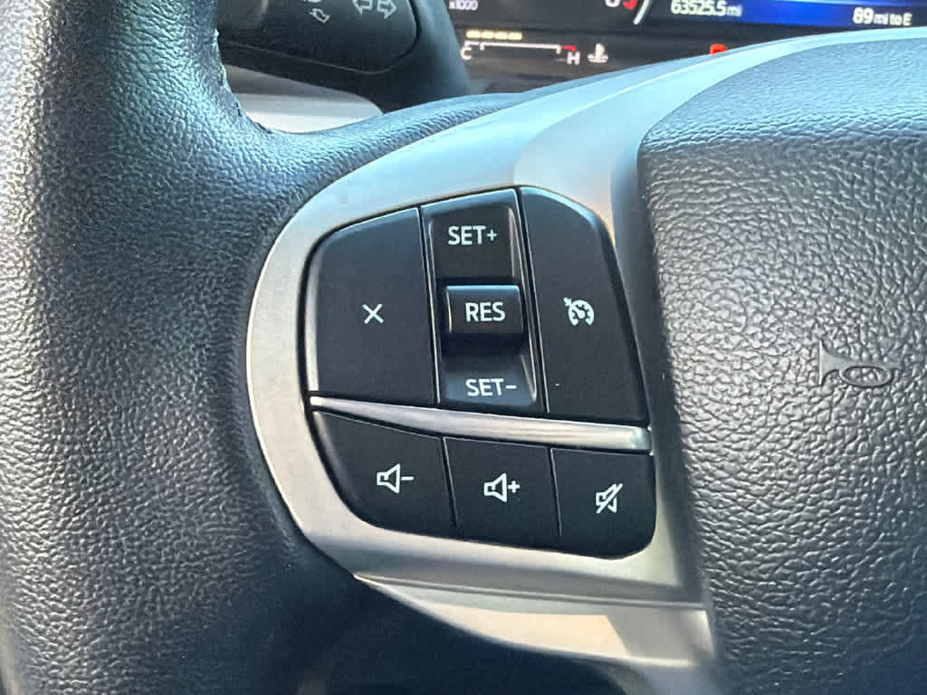 Certified 2023 Ford Explorer XLT RWD image 26