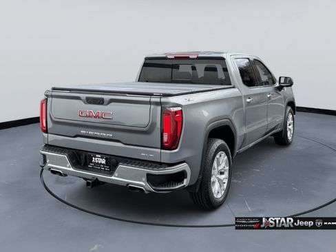 Used 2022 GMC Sierra 1500 SLT w/ SLT Premium Package AWD/4WD image 5
