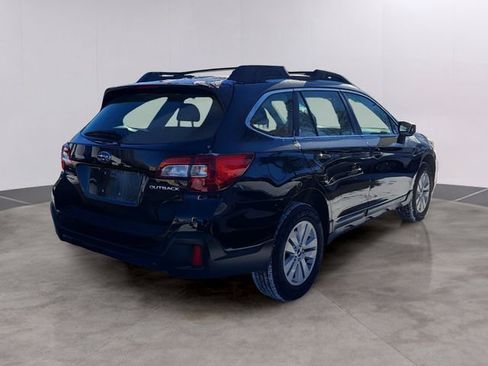 Used 2019 Subaru Outback 2.5i image 3