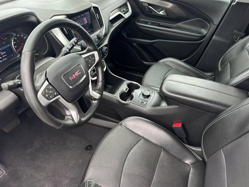 Used 2023 GMC Terrain SLT AWD/4WD image 10