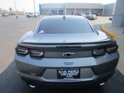 Used 2019 Chevrolet Camaro LT w/ RS Package image 4