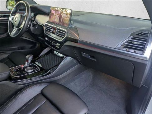 Used 2022 BMW X4 M image 21