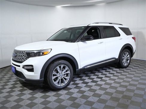 Certified 2023 Ford Explorer Limited w/ Limited Technology Package image 5