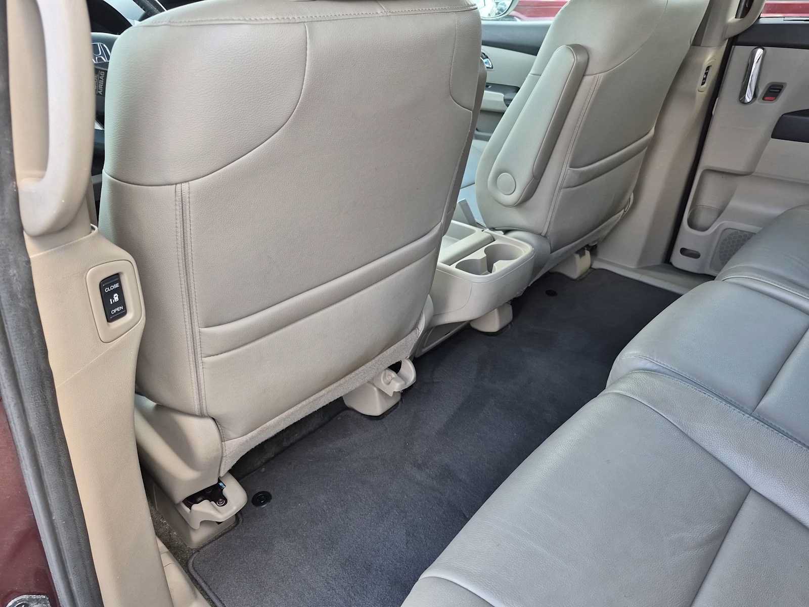Used 2015 Honda Odyssey EX-L image 18