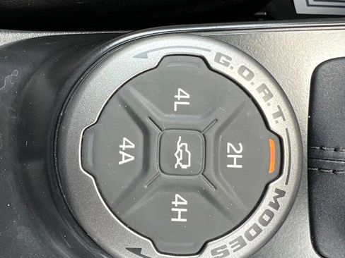 Used 2024 Ford Bronco Wildtrak AWD/4WD image 15
