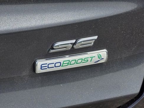 Used 2020 Ford Fusion SE w/ Fleet SE Value Package image 30