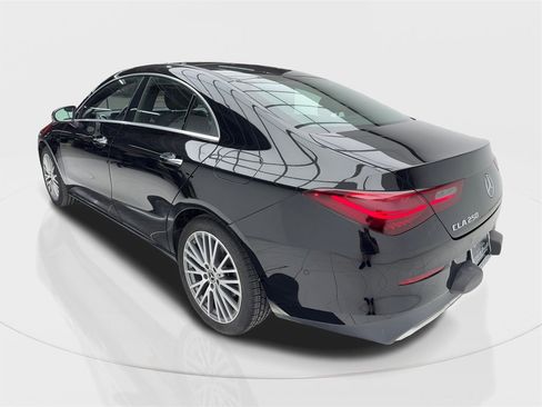 Used 2025 Mercedes-Benz CLA 250 image 10