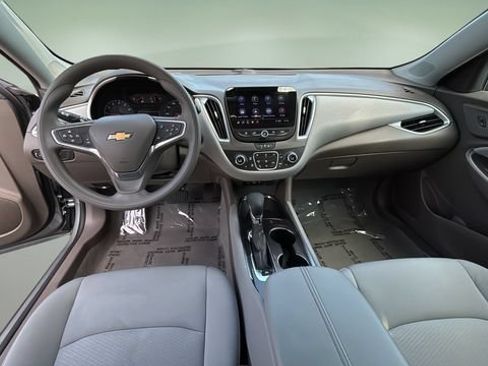 Used 2024 Chevrolet Malibu LT FWD image 16