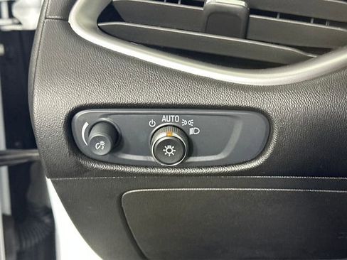 Used 2024 Chevrolet Malibu LT w/ Sport Edition image 19