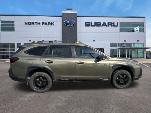 Used 2022 Subaru Outback Wilderness w/ Wilderness Package AWD/4WD image 2