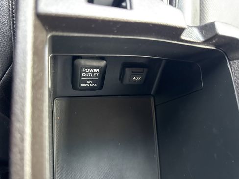 Used 2013 Acura ILX w/ Technology Package image 24