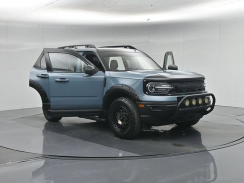 Used 2023 Ford Bronco Sport Outer Banks w/ Tech Package AWD/4WD image 38