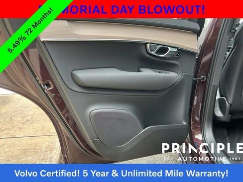 Certified 2025 Volvo XC90 B5 Plus AWD/4WD image 33