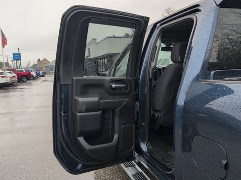Used 2021 Chevrolet Silverado 2500 Custom w/ Custom Value Package AWD/4WD image 24