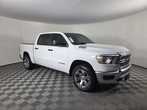 Used 2023 RAM 1500 Big Horn AWD/4WD image 2