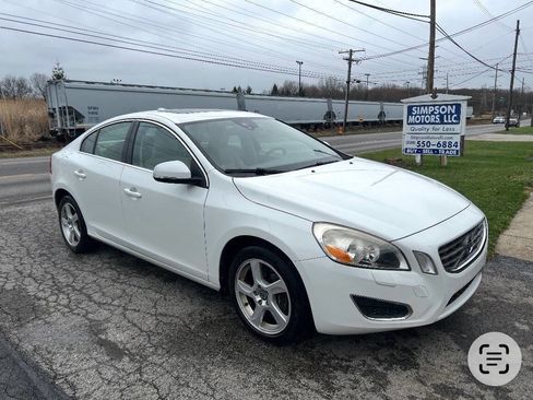 Used 2013 Volvo S60 T5 image 2