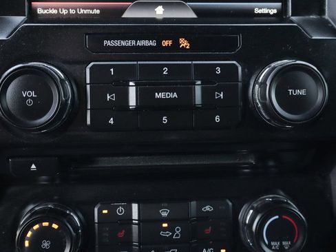 Used 2015 Ford F150 XLT w/ Equipment Group 302A Luxury image 33