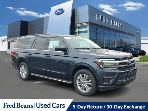 Certified 2022 Ford Expedition Max XLT image 1