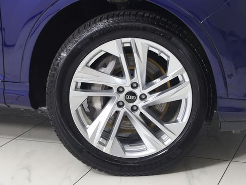 Used 2023 Audi Q7 3.0T Premium Plus w/ Premium Plus Package AWD/4WD image 18