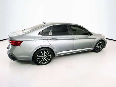Used 2024 Volkswagen Jetta Sport FWD image 10