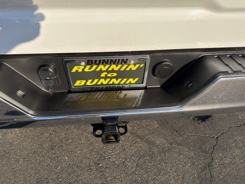 Used 2024 GMC Sierra 1500 SLT image 16