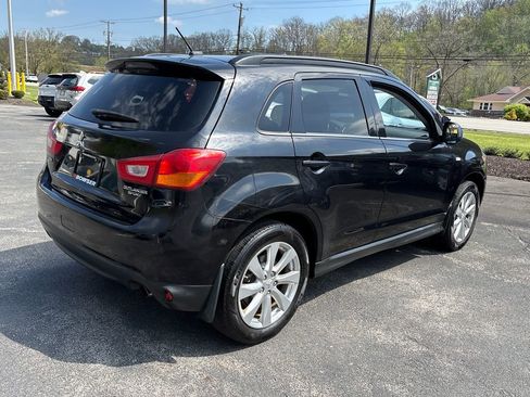 Used 2015 Mitsubishi Outlander Sport SE AWD/4WD image 5