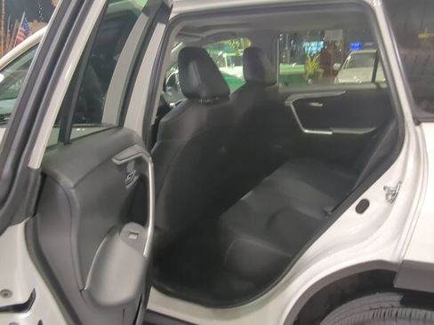 Used 2023 Toyota RAV4 XLE Premium AWD/4WD image 13