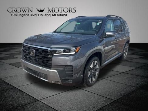 New 2026 Honda Pilot Touring image 3