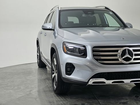 Certified 2025 Mercedes-Benz GLB 250 GLB 250 image 46