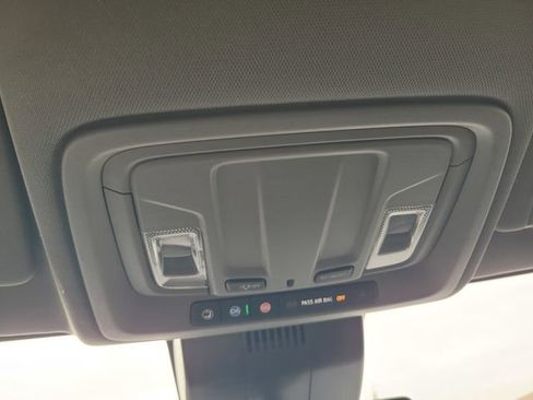 Used 2022 Chevrolet Silverado 1500 Custom Trail Boss image 21