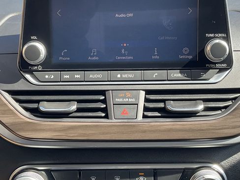 Used 2023 Nissan Altima 2.5 SV image 15