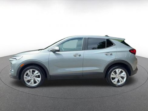 Used 2025 Buick Encore GX Preferred FWD image 8