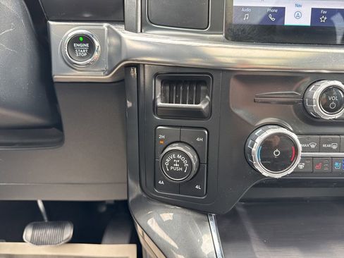 Certified 2022 Ford F150 Lariat w/ Equipment Group 502A High image 34