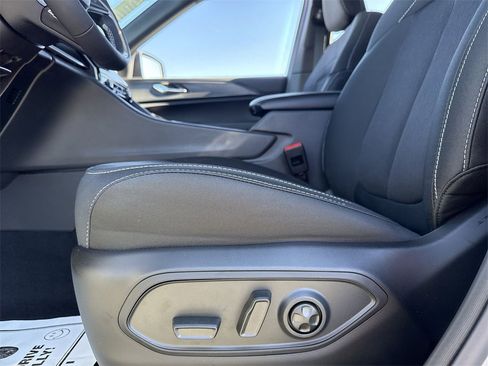 New 2025 Jeep Grand Cherokee Laredo X image 11