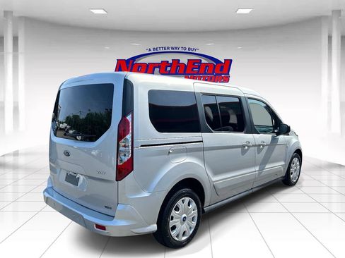 Used 2022 Ford Transit Connect XLT FWD image 3
