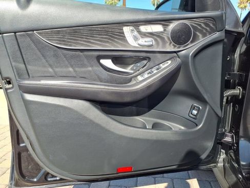 Used 2018 Mercedes-Benz GLC 300 w/ AMG Line image 22