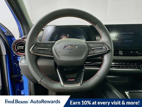 New 2026 Chevrolet Equinox RS w/ Convenience Package III AWD/4WD image 9